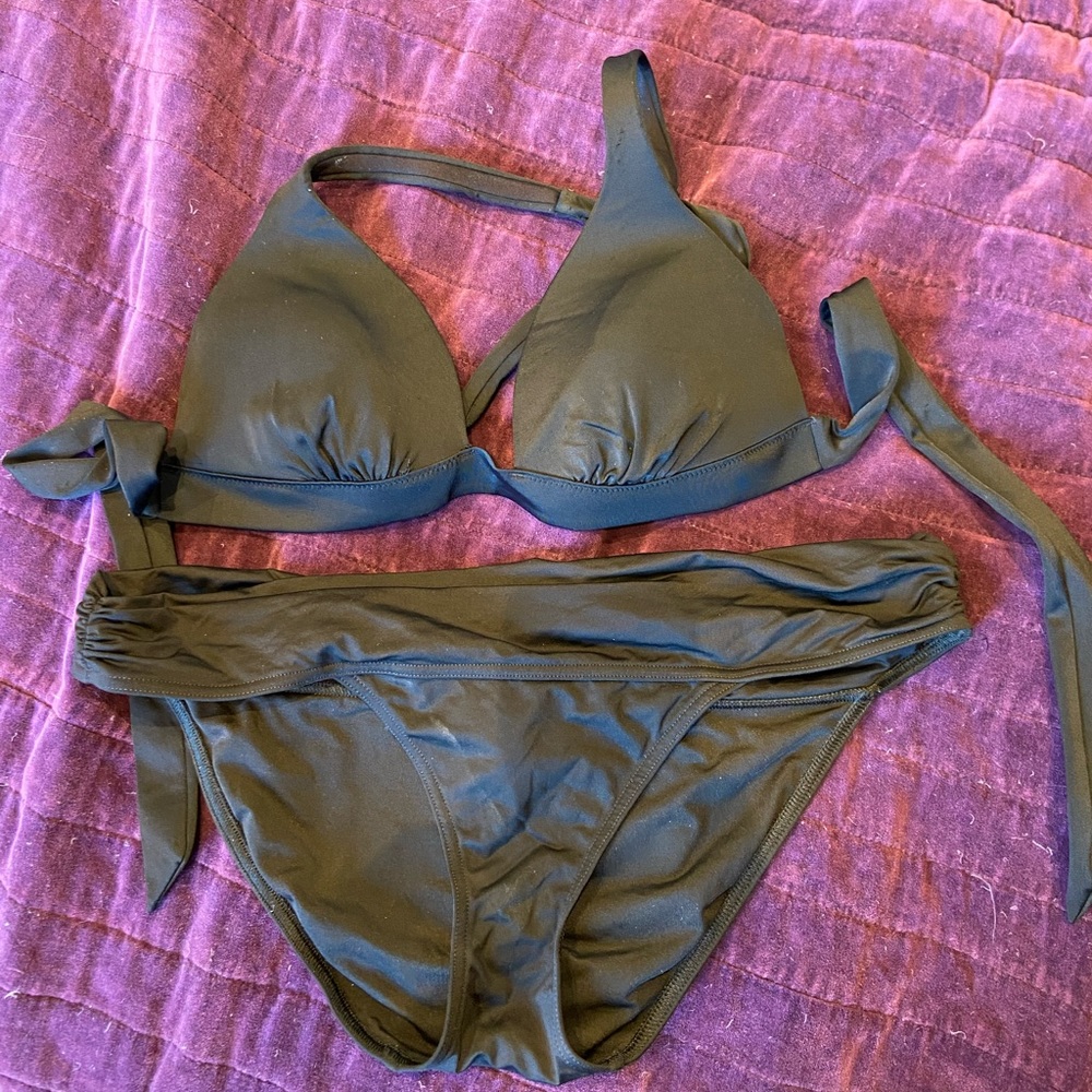Victoria’s Secret bikini size large